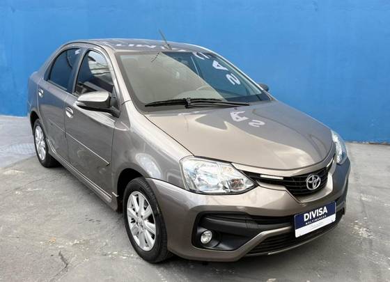 TOYOTA ETIOS 1.5 XLS 16V FLEX 4P AUTOMÁTICO TOYOTA ETIOS 1.5 XLS 16V FLEX 4P AUTOMÁTICO